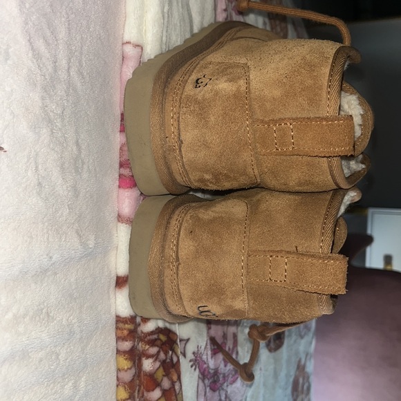 Women’s UGG Neumel leather shoes - Picture 3 of 8